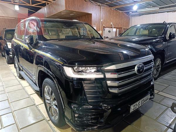 Toyota for sale in Iraq